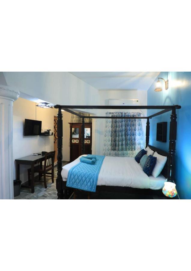 Le Clarisse Guest House 퐁디셰리 외부 사진